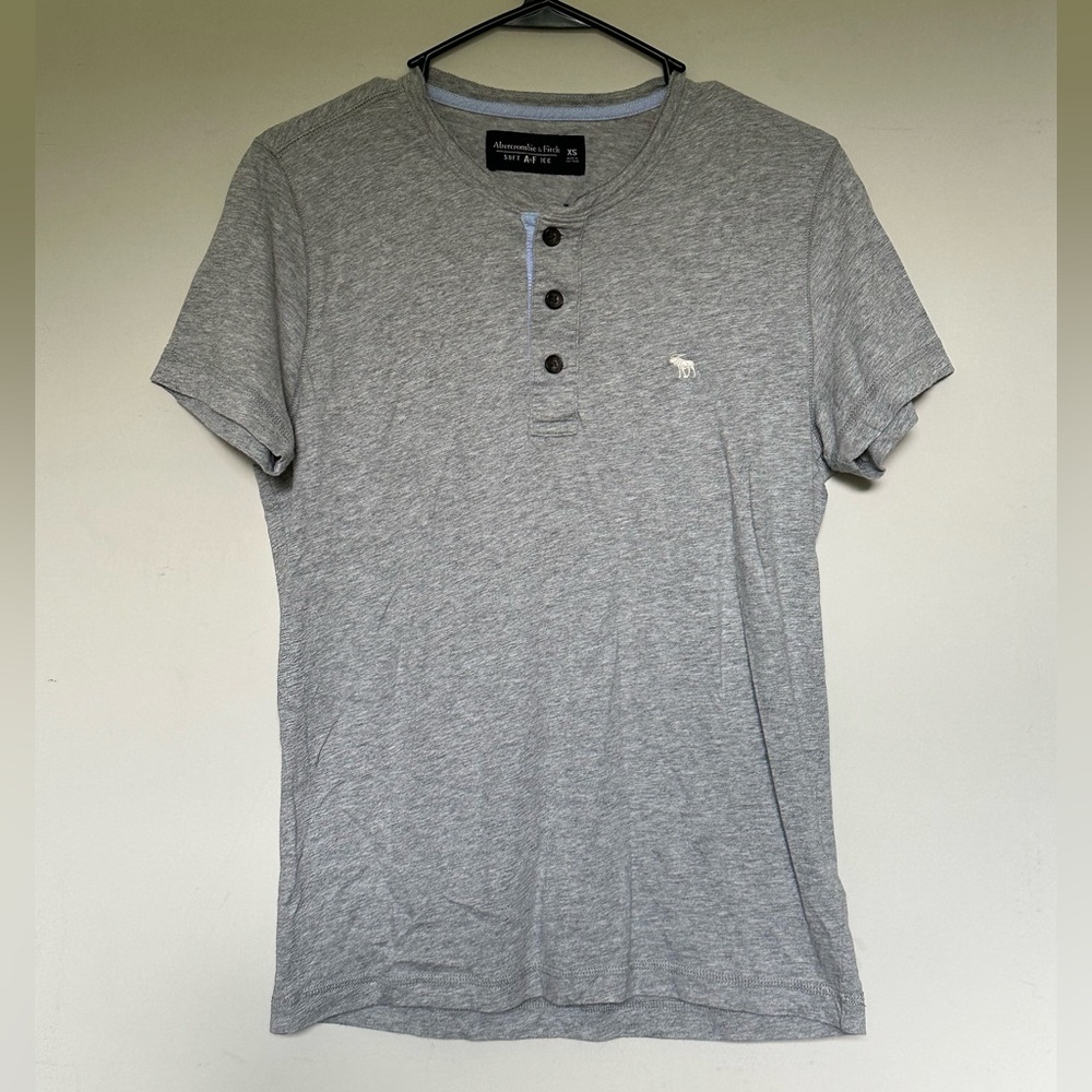 Abercrombie & Fitch Short Sleeve Grey Button Up T-Shirt